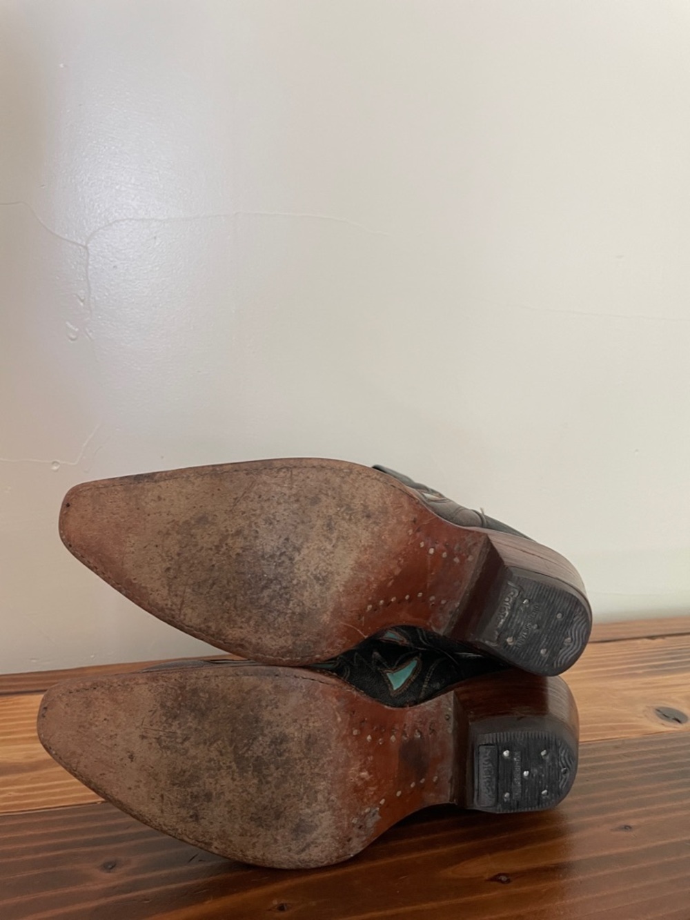Corral Brown Leather Western Heeled Boots with Turquoise Stitching - Picture 8 of 10